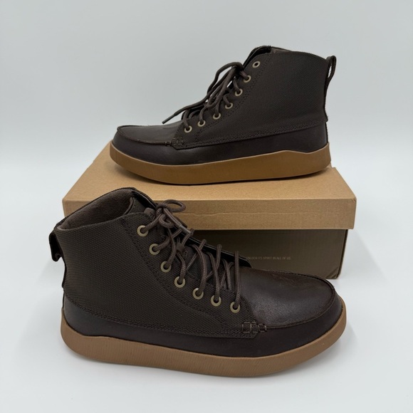 NWT Olukai Men's Molina Boot Dark Wood Brown Durable Sizes: 9, 11 - Picture 1 of 16